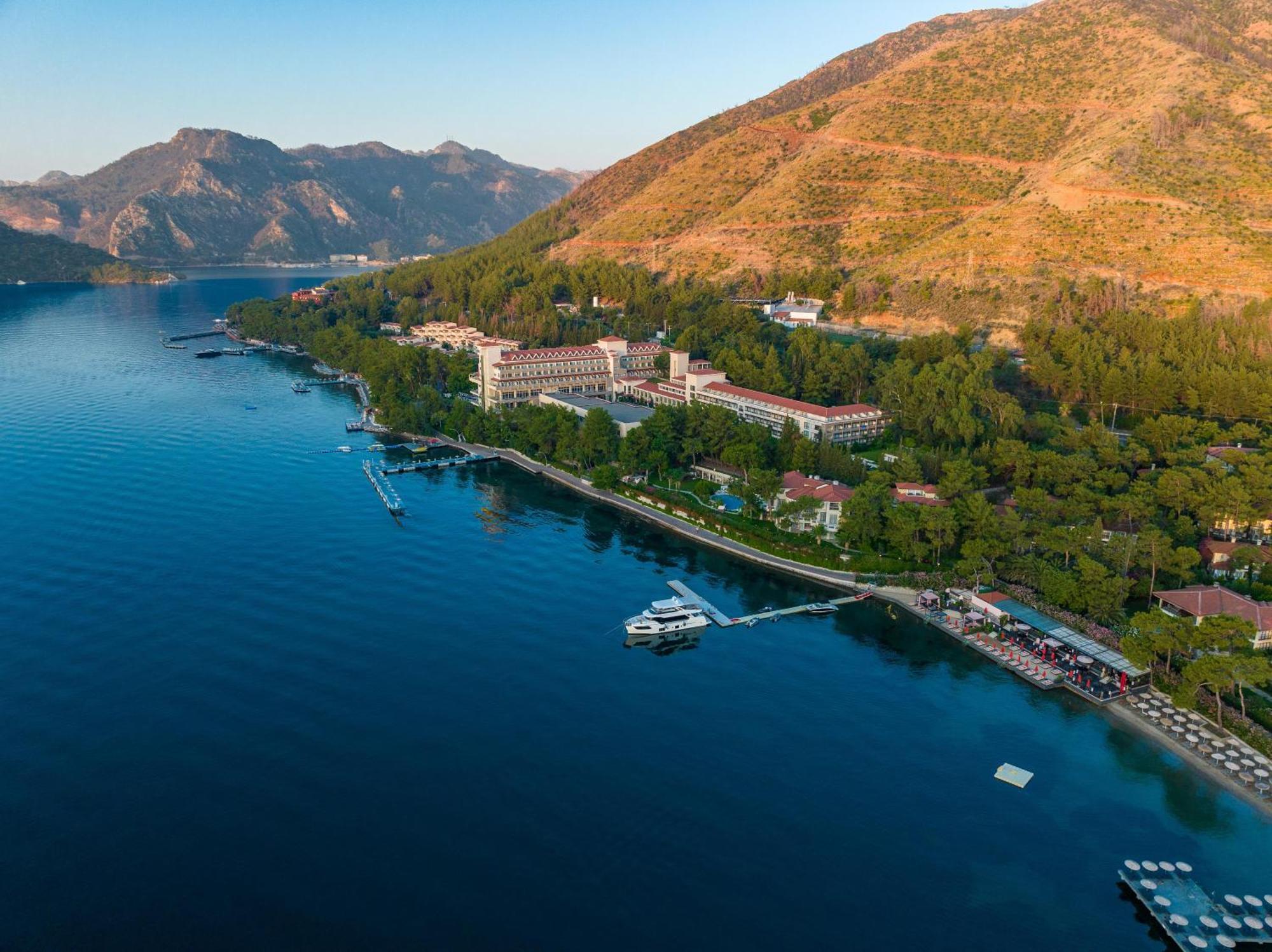 Labranda Mares Marmaris Hotel Dış mekan fotoğraf Aerial view of the resort